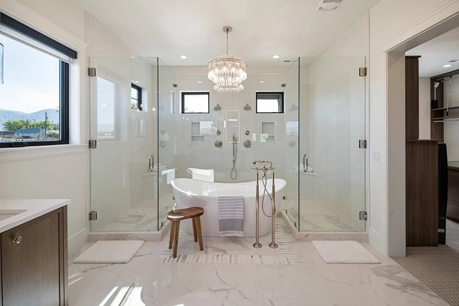 Frameless vs. Semi-Frameless vs. Framed Shower Doors: Which Is Right for Your Home?