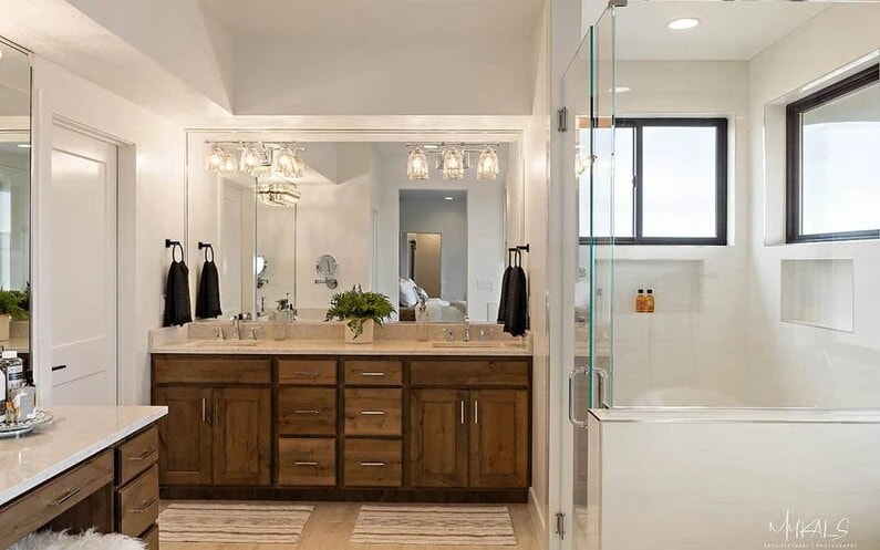Custom Mirrors 101: Sizes, Pricing & Inspiration