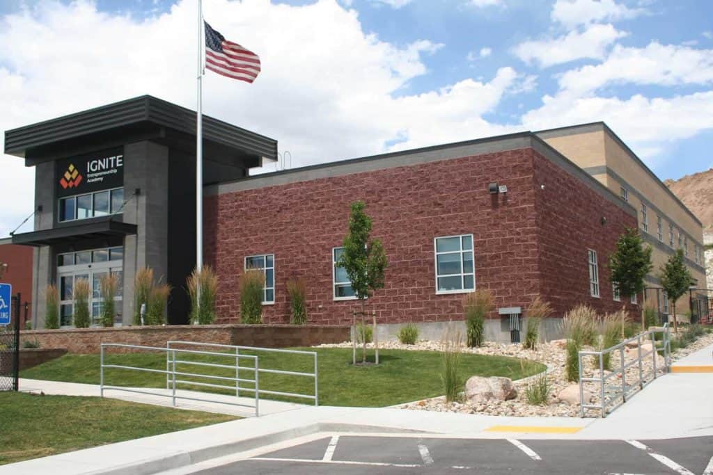 Commercial Doors And Windows In Roosevelt Ut Jones Paint And Glass